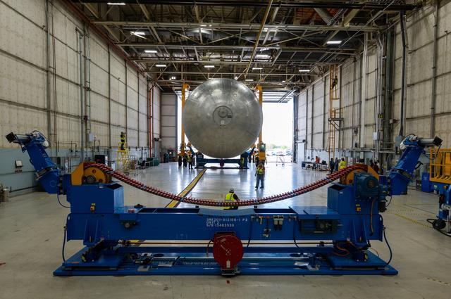 NASA image: Weld Test Completed for Artemis III Rocket Core Stage Tank